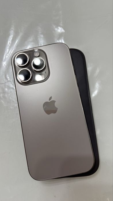 Iphone 16 pro, 9 ай ғана қолданылған, 256гб