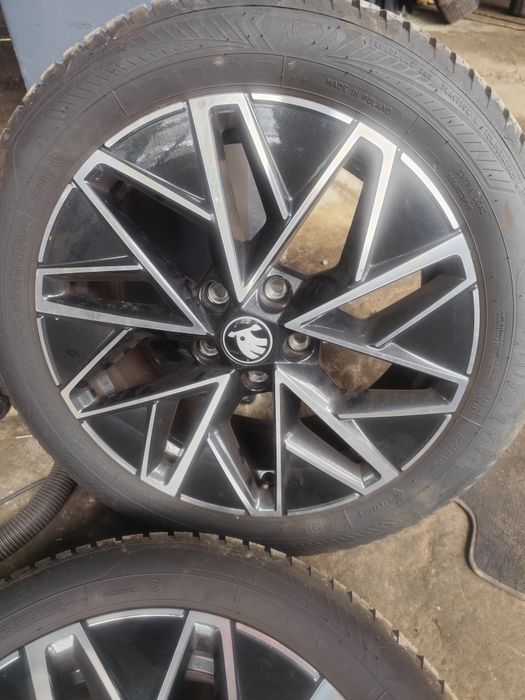 Гуми Goodyear 17 Ки с джанти Skoda dot 2025 Дот 2025