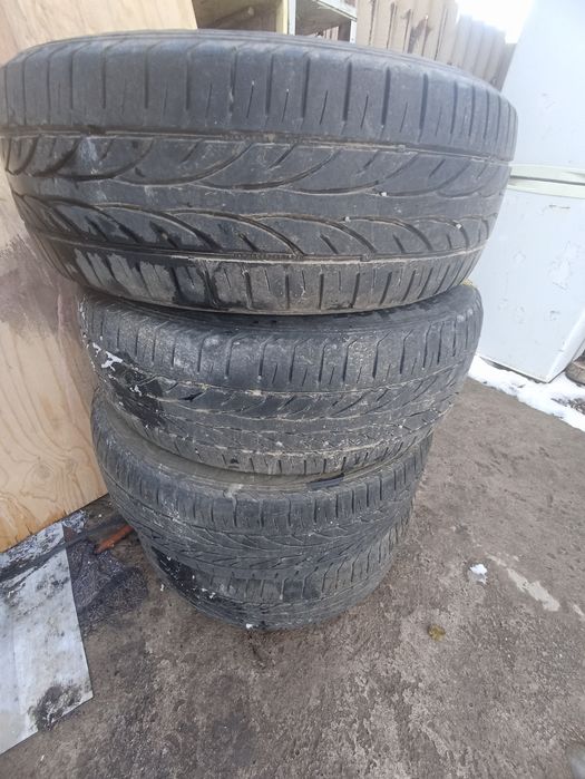 Шина 185 65 R15 . 4шт