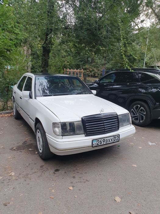 Mercedes-Benz W124