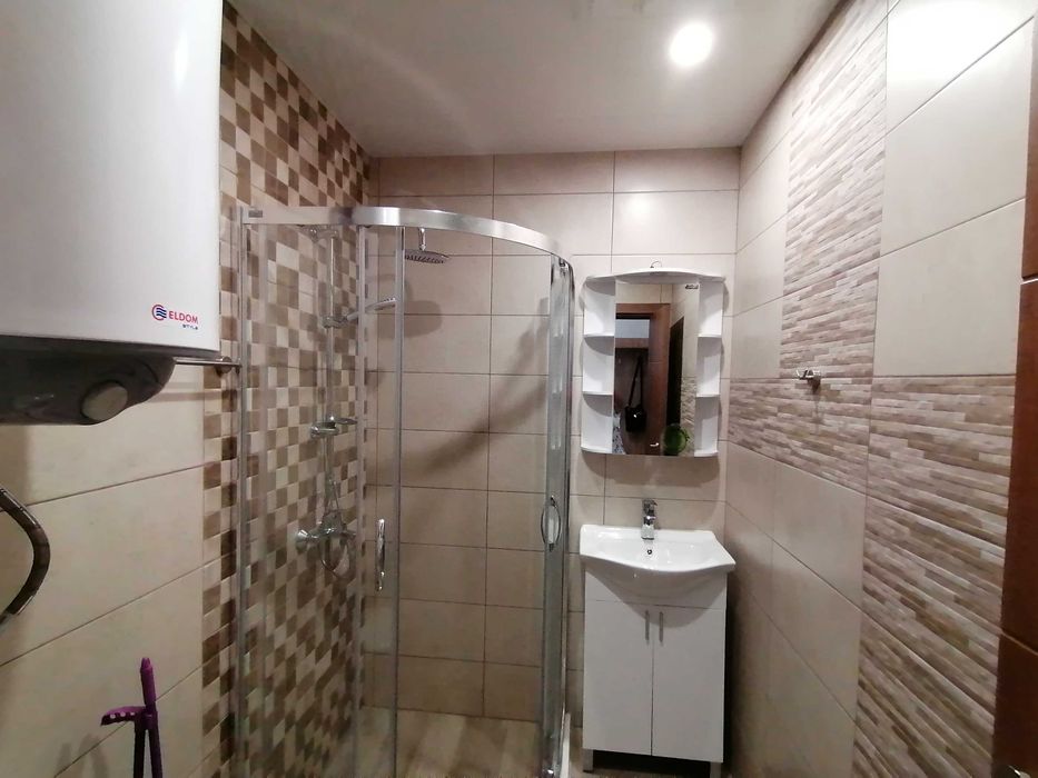 Дава се под наем Двустаен апартамент в Варна, Младост 1 - 55 кв.м за 510 € - Снимка #10