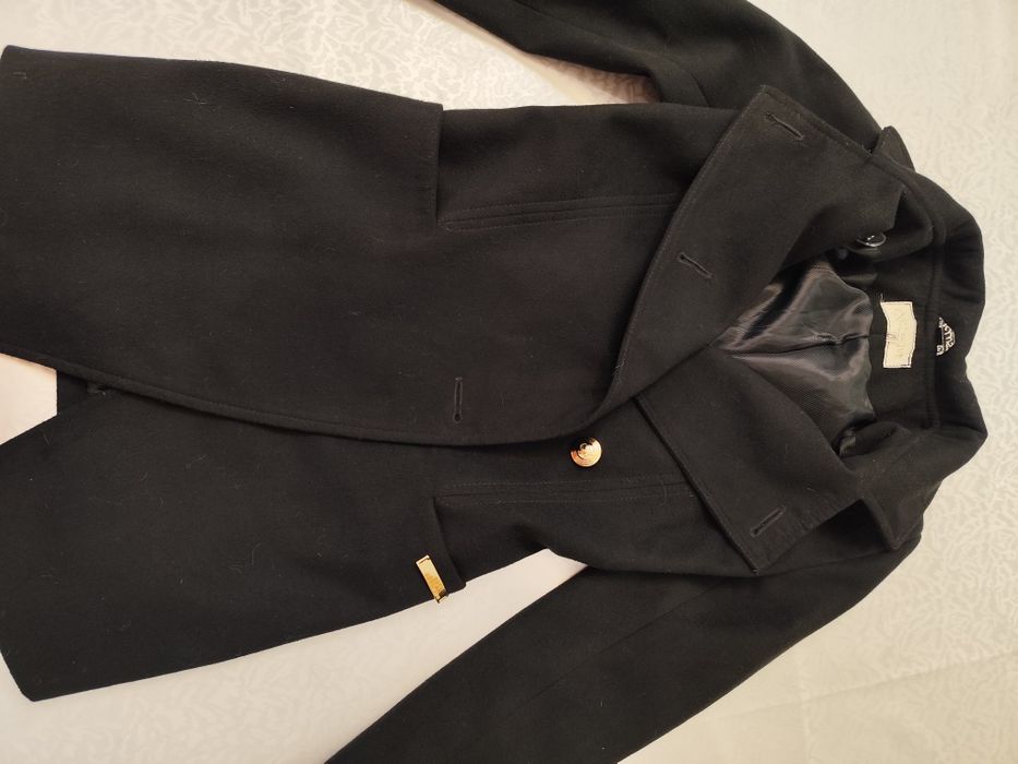 Пальто чёрное демисезонное