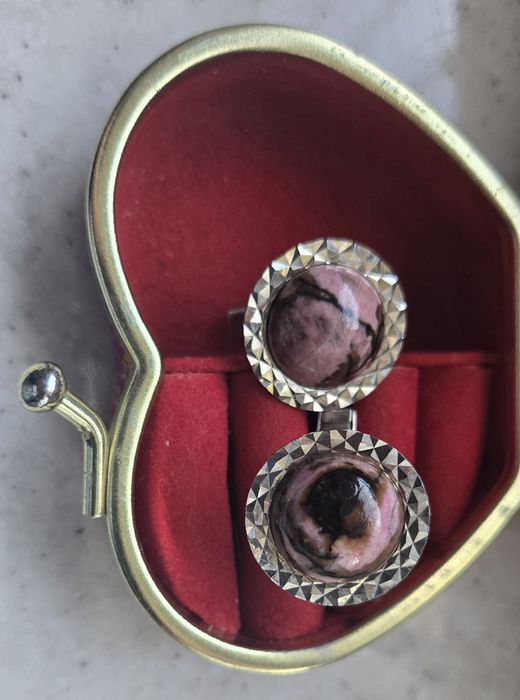 Стильные запонки и зажим для галстука