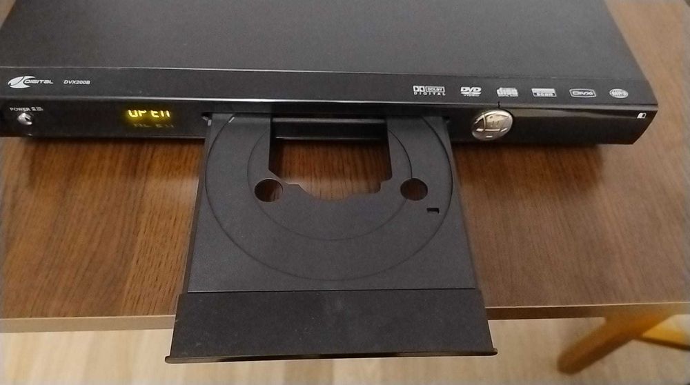 DVD playere Digital DVX 200B si E-Boda DVX 575USB