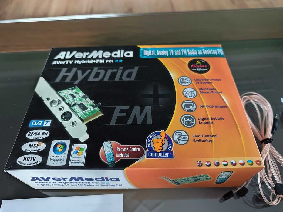 TV Tuner за компютър AVerTV Hybrid + FM