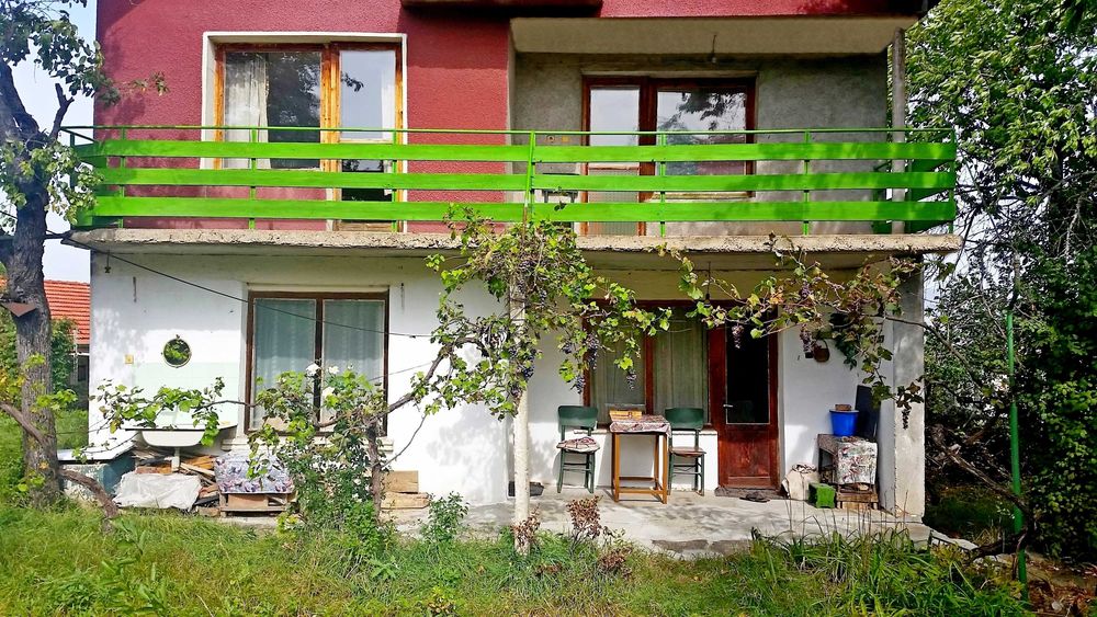 Продавам вила, къща в село Граница, област Кюстендил