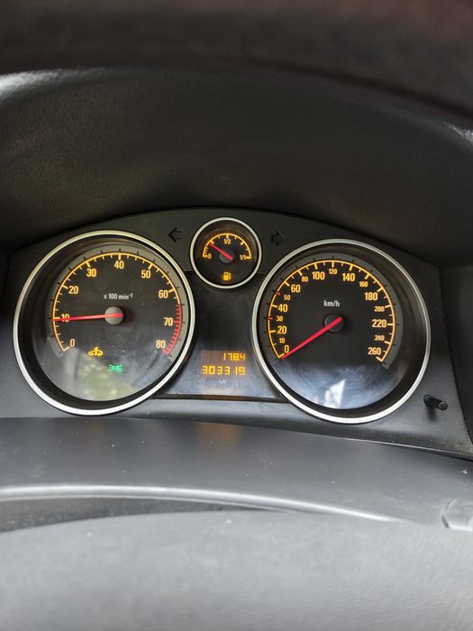 Open Astra 1.6 газ/бензин