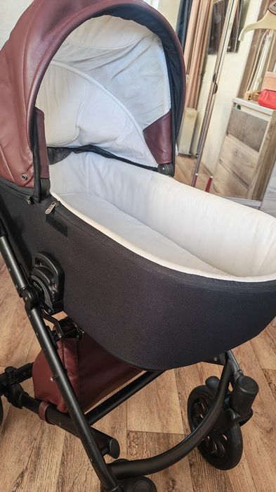 Продам коляску Anex Cross 3 в 1