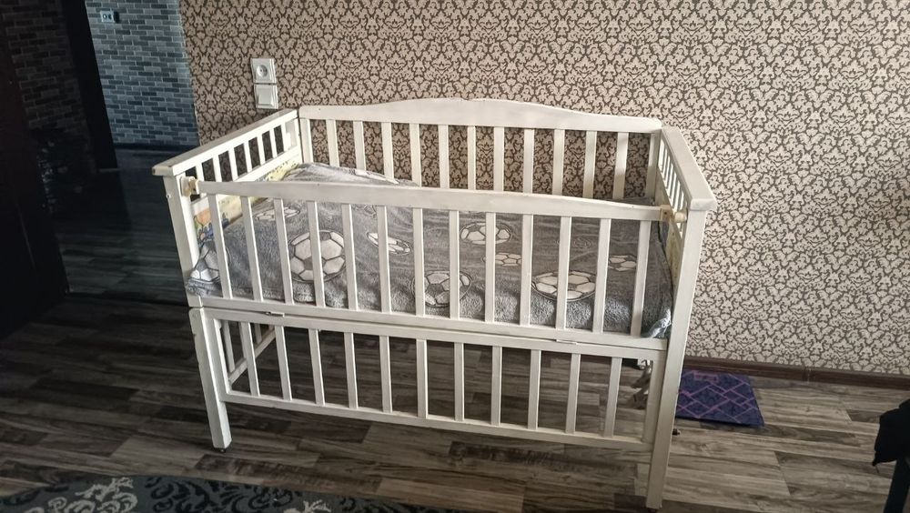 Продается детская кроватка