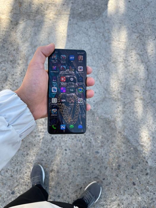 Xiaomi 11 ultra.