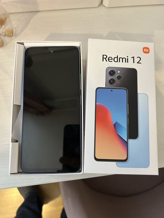 Продам Редми 12 б/у