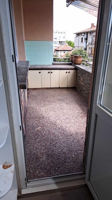 Продава се Четиристаен апартамент в Казанлък - 120 кв.м за 1063 €/кв.м - Снимка #3