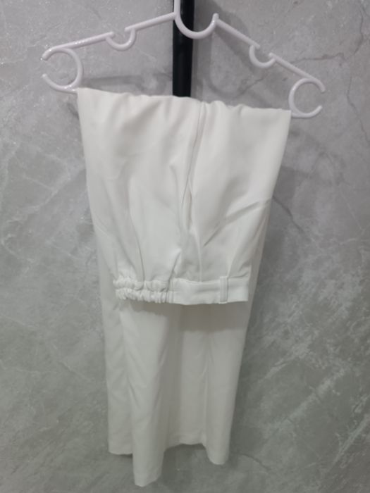 Двойка , один раз одевала торг