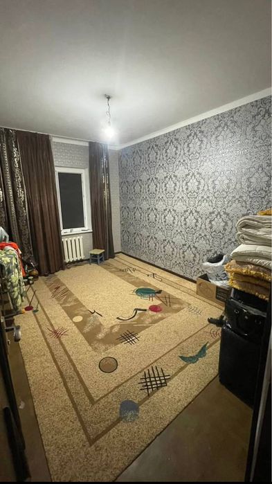 Срочно продаётся 3 комнатная квартира в 9 микрорайоне