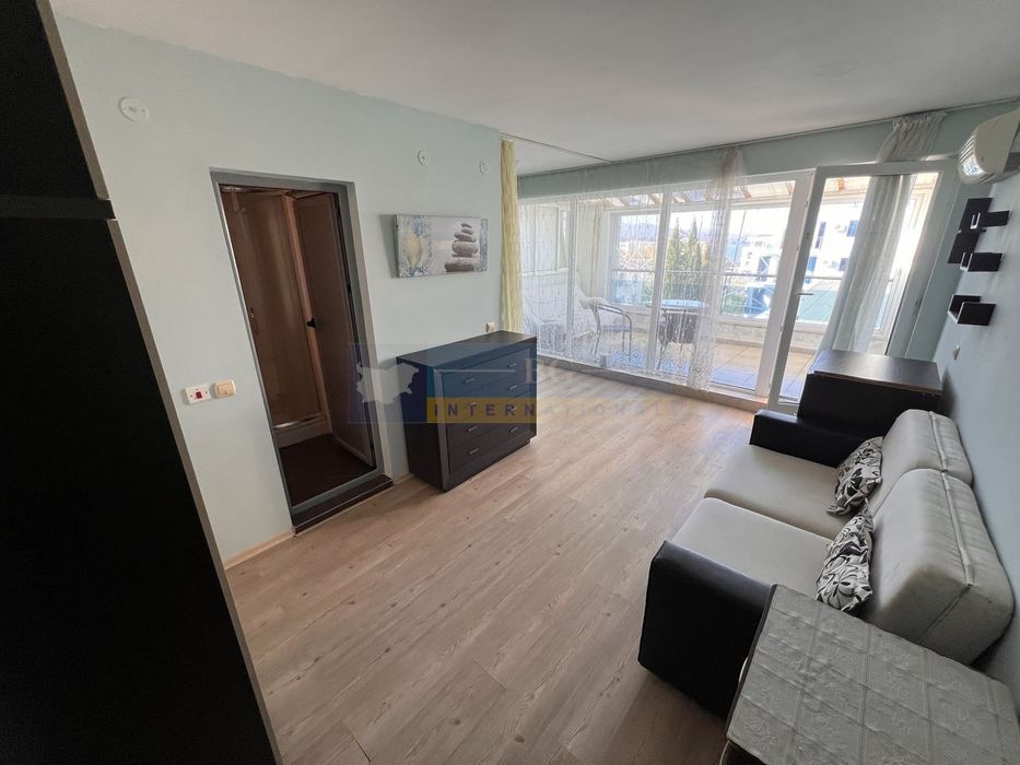 Продава се Едностаен апартамент в Ахтопол - 45 кв.м за 889 €/кв.м - Снимка #8
