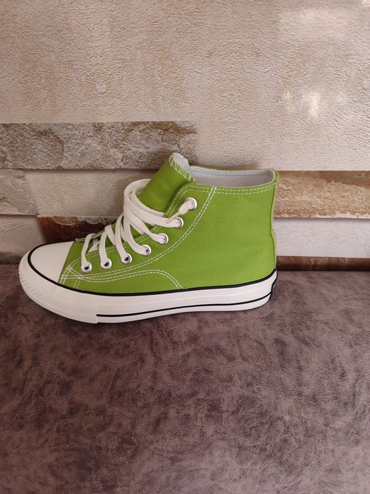 Продам зелёные кеды, новые