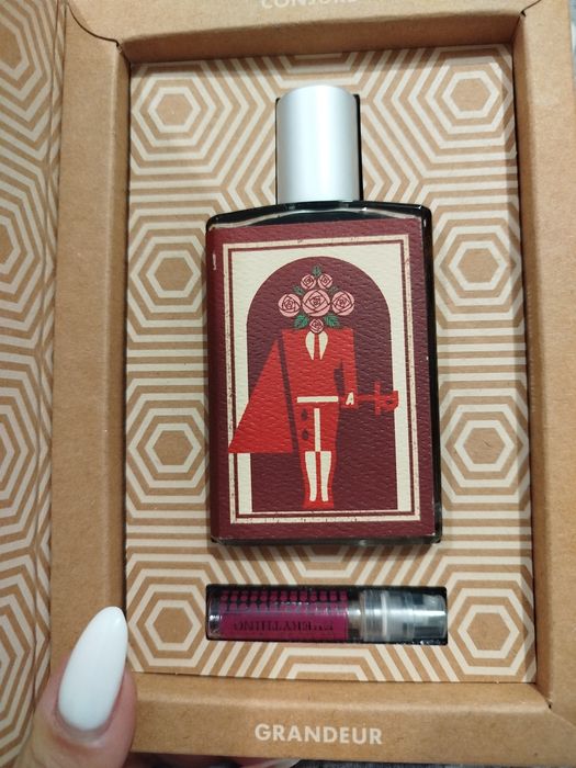 оригинален Imaginary Authors Bull’s Blood Eau de Parfum, закупен от Alchemista.
Флаконът е 50 ml остатък 40ml