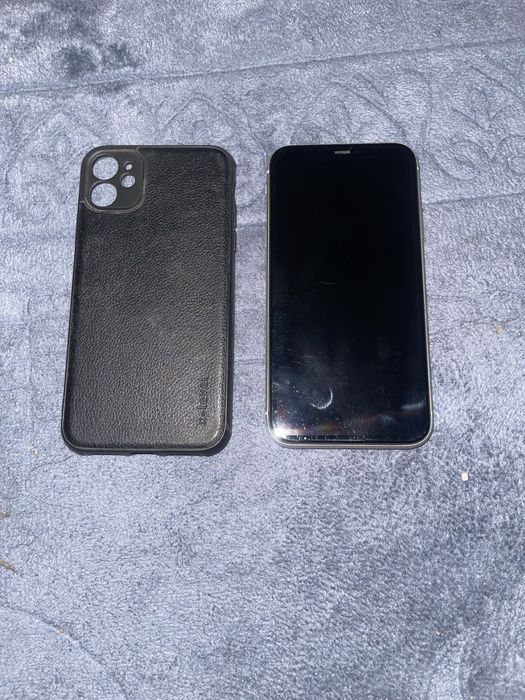 Продам айфон 11