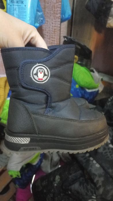 Продам зимние сапожки для мальчика