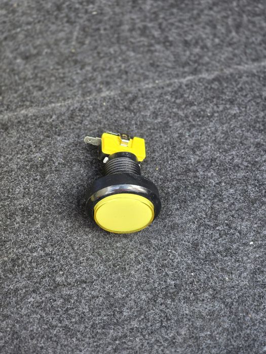 Най-различни резервни части за боксови круши, джаги, хокей,