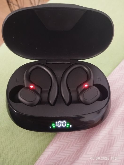 Căști bluetooth  49 lei neg