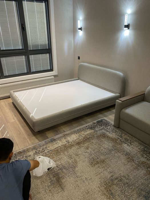 Кровать двуспальная качественная