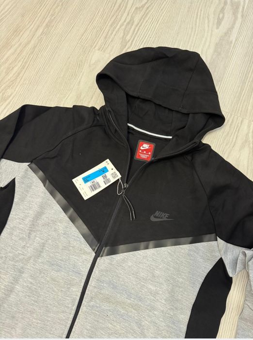Trening Nike Tech Negru Gri - Set Complet