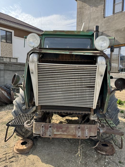 ХТЗ Т-150 Трактор