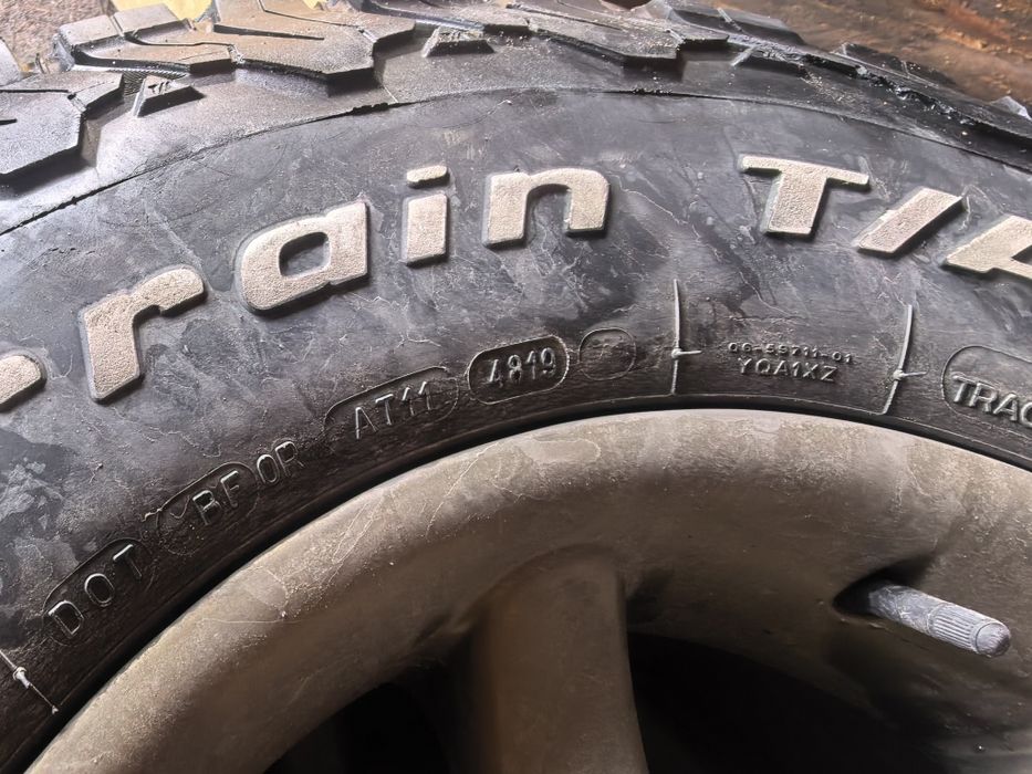 Bf Goodrich ta 235/85/16