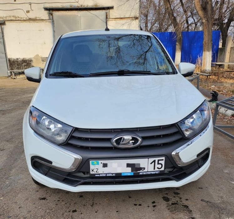 Авто Лада Гранта