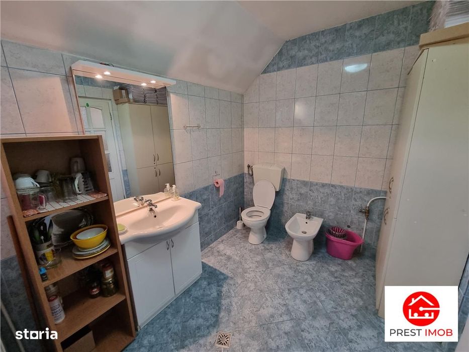 De inchiriat birouri  spatiu comercial de 80 mp semicentral