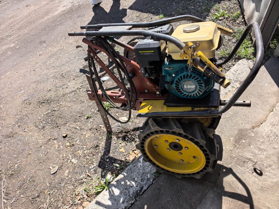 Продаю мотоблок Каскад в хорошем состоянии.