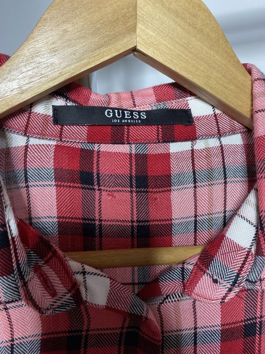 Vând cămașă Guess