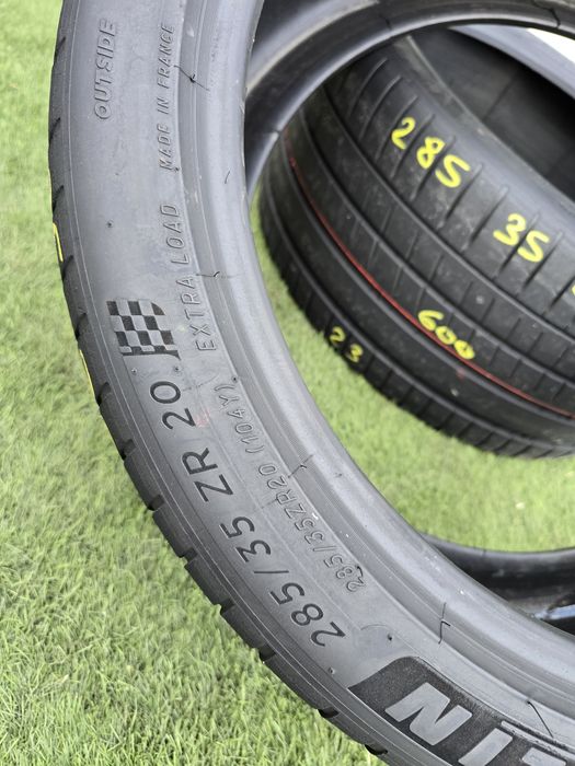 285 35 20 michelin