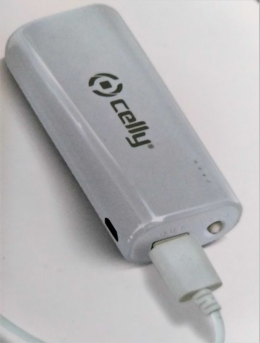 Baterie externa portabila Power Bank Celly 3600mAh (noua - sigilata)