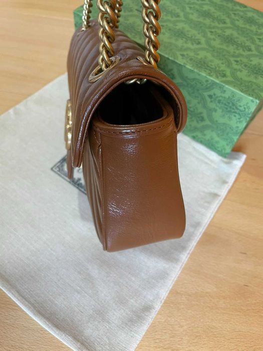 Чантa Гучи Оригинална Златна Дръжка GG Лого Marmont Кафява Кожа Gucci