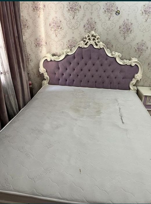 Двухспальной кровать