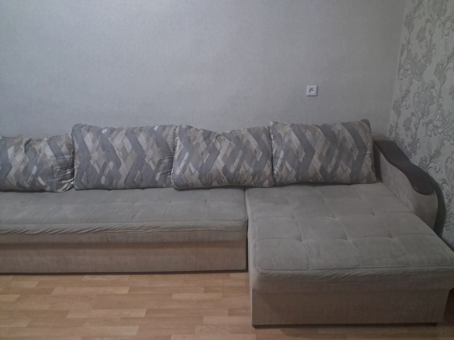 Продам диван и кресло