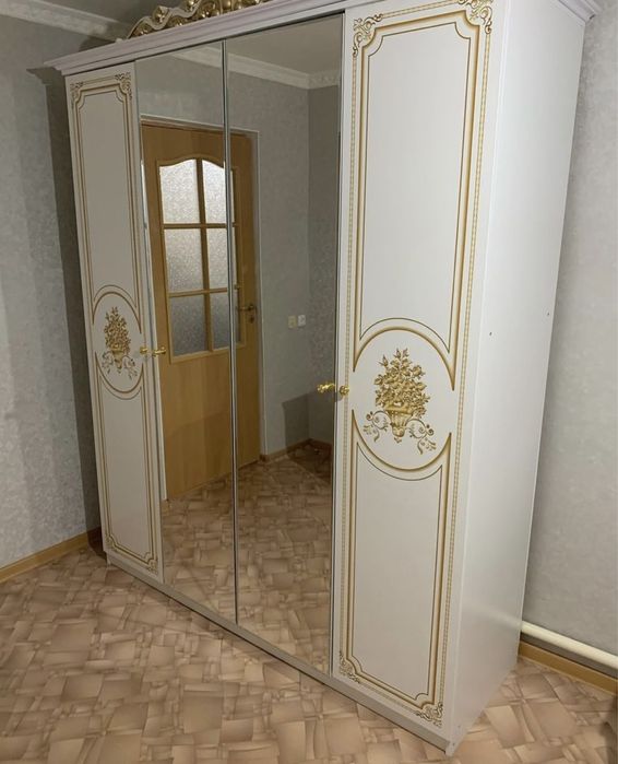 Продам шкаф
