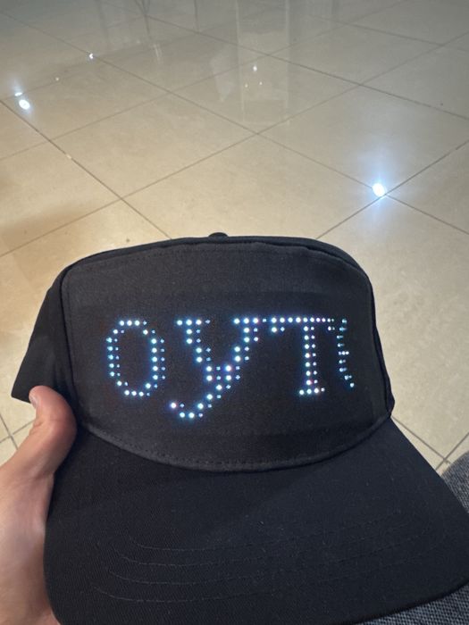 Кепки LED с управлением