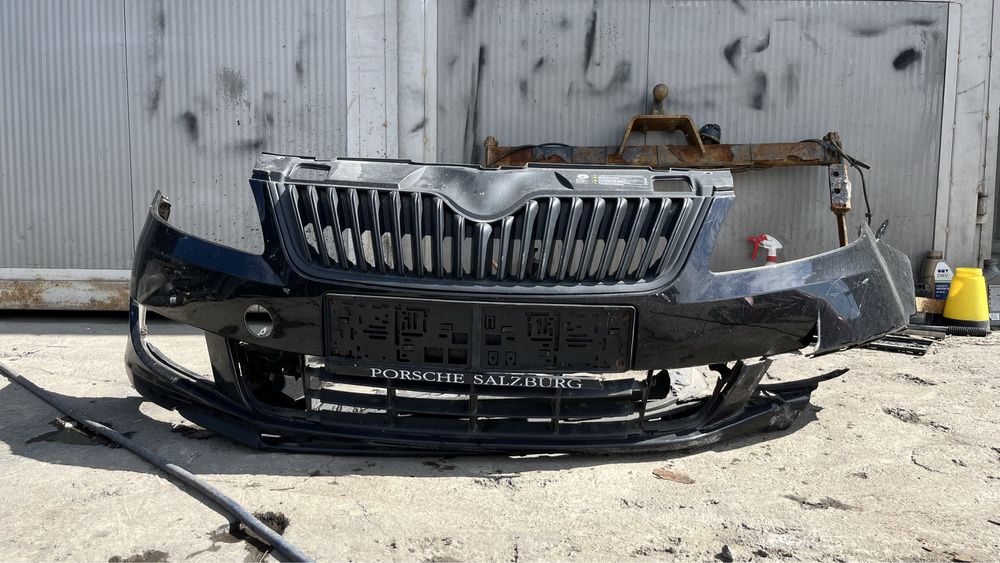 решетка Skoda Fabia 2 Roomster 2010-