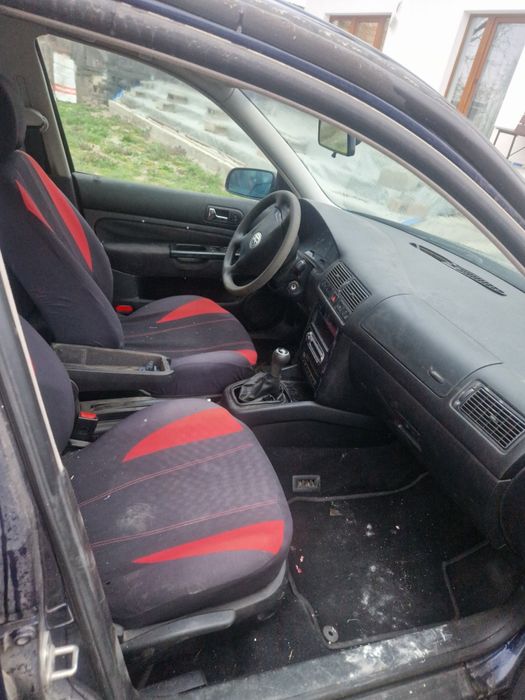 Golf 4 vând comlect sau desmenbrez