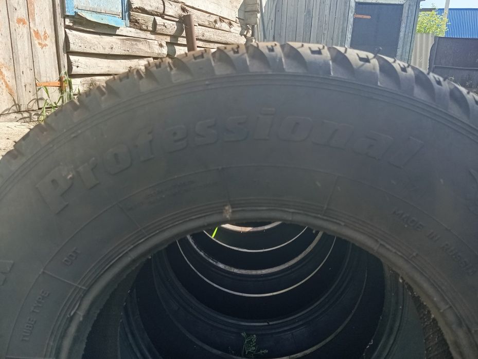 Продам покрышки на Уаз новые