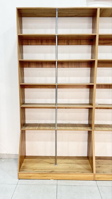 Vitrina sotiladi ideal yengide