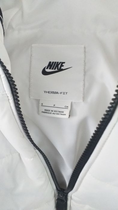 Geacă Nike lungă mărimea S