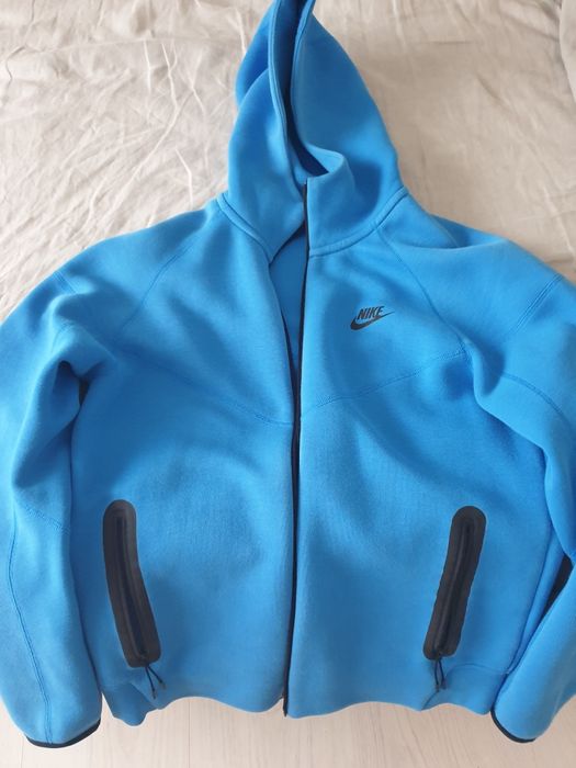 Hanorac Nike Tech Fleece barbati, M, stare  excelenta