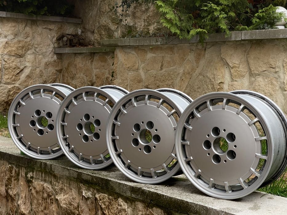 Jante Mercedes Gullideckel 205/60/15 anvelope All Season