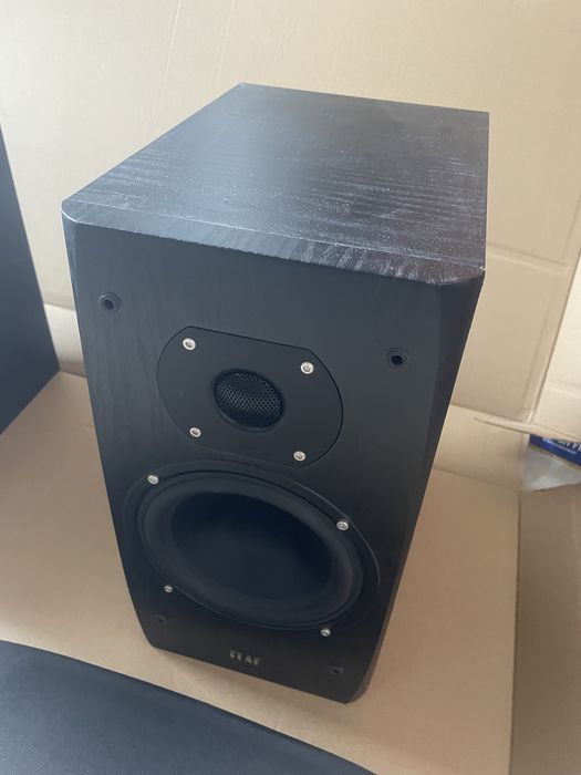 Boxe Elac . BS 53