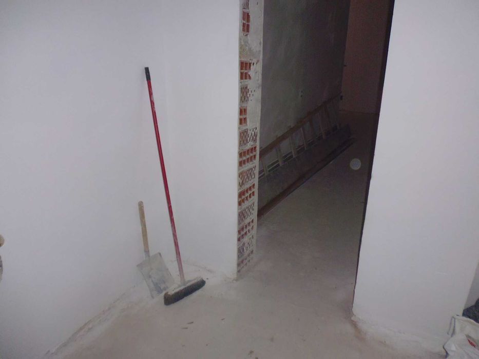 Магазин за отдаване под наем в ж.к. Люлин център, гр. София