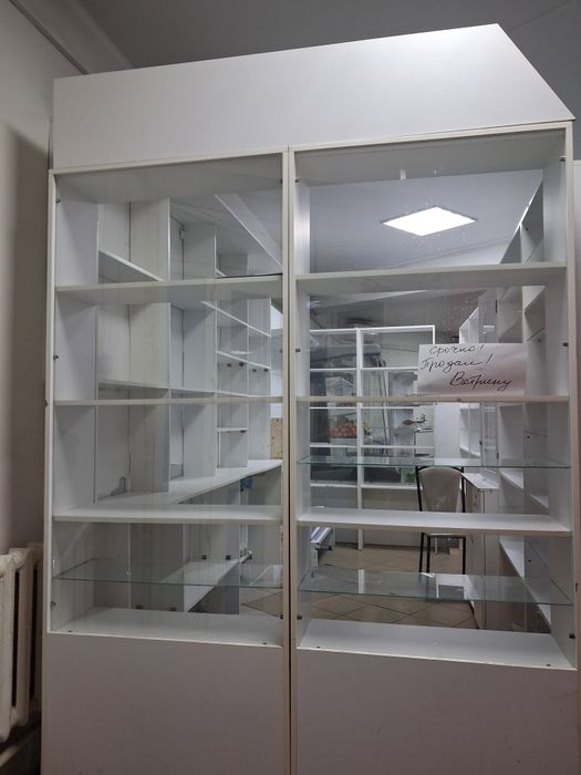 Срочно продам Ветрину